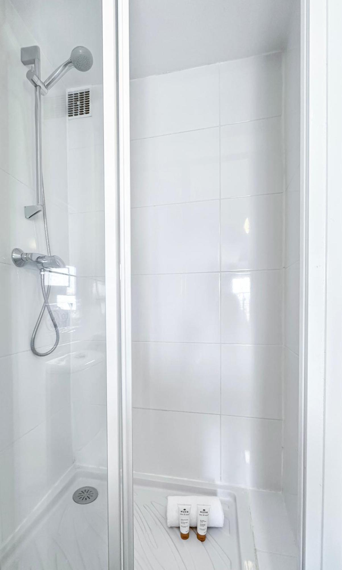 Chic Flat In Pantheon & Luxembourg Garden Apartment Paris Bagian luar foto