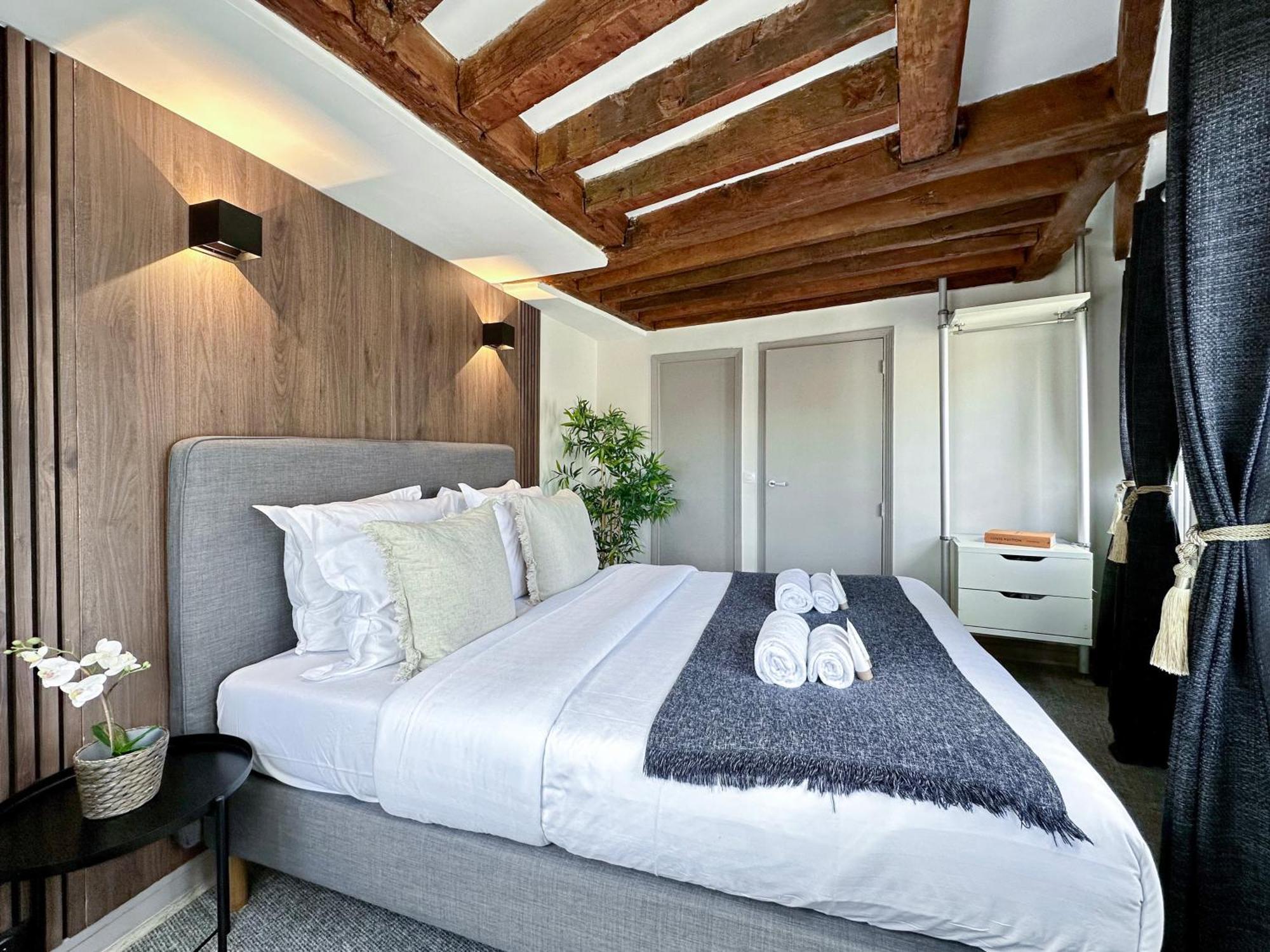 Chic Flat In Pantheon & Luxembourg Garden Apartment Paris Bagian luar foto